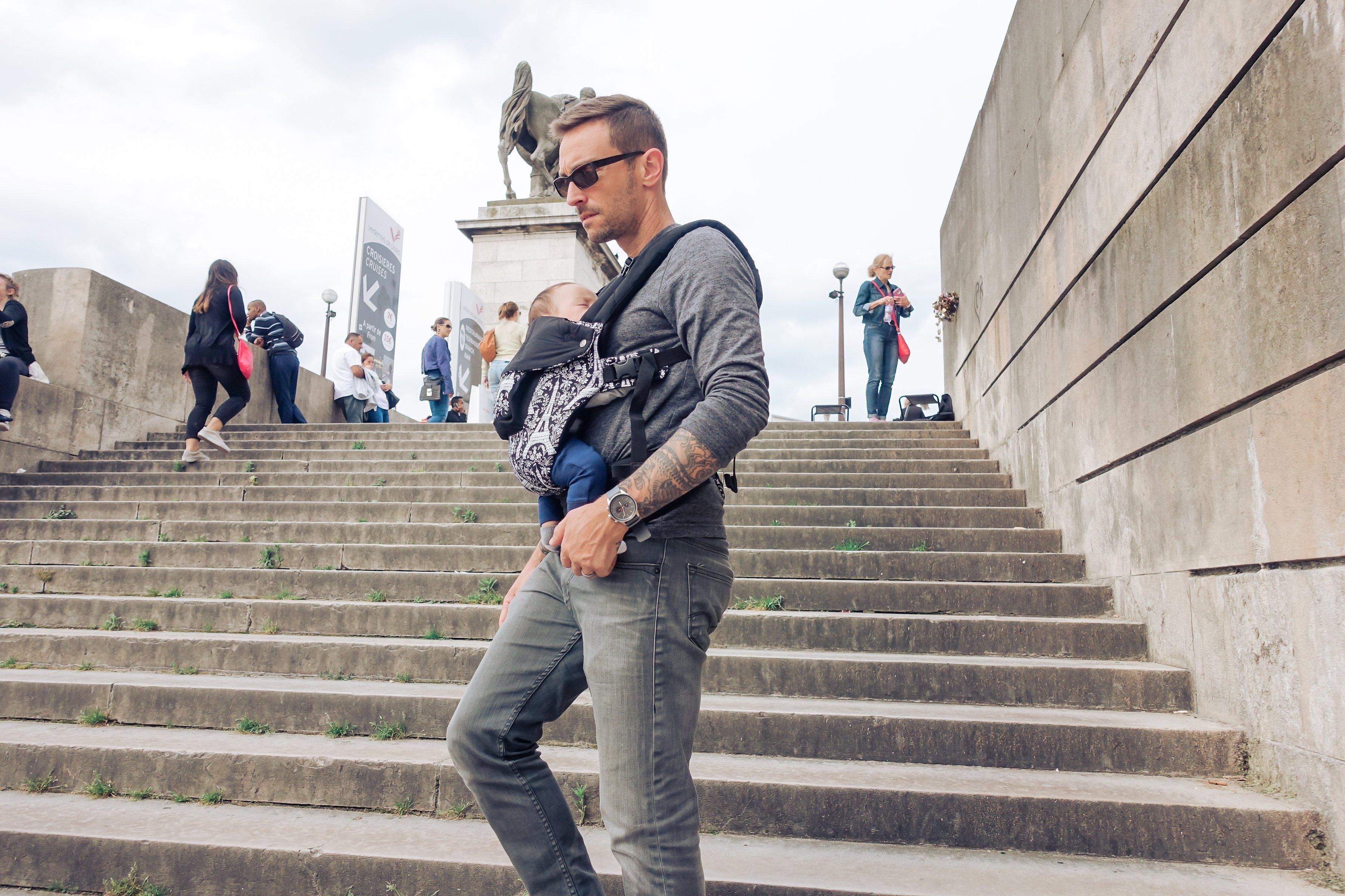 LÍLLÉ Lessons: 4 Ways Babywearing Makes Traveling a Breeze!