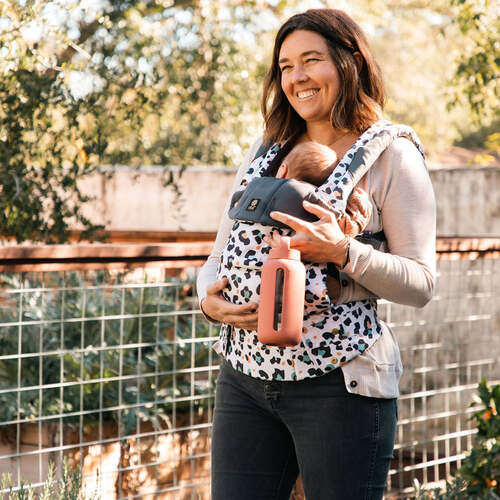 The Top 10 Benefits of Babywearing
